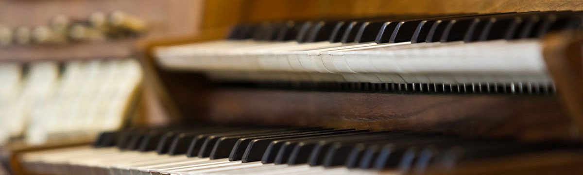 Organ Piano Sales & Service | Miami Music Works